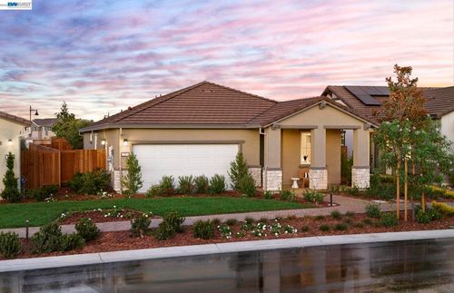 17931 Glen Arbor Way, Lathrop, CA, 95330-7217 | Card Image