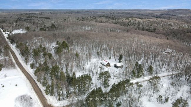 1015 Calbrett Rd, House other with 1 bedrooms, 1 bathrooms and 5 parking in Haliburton ON | Image 39