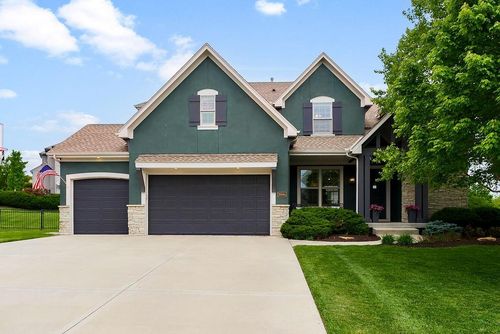 3006 W 147th St, Leawood, KS, 66224-4522 | Card Image