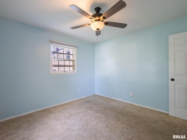 106 N 5 Th St, House other with 3 bedrooms, 2 bathrooms and null parking in Dunlap IL | Image 32