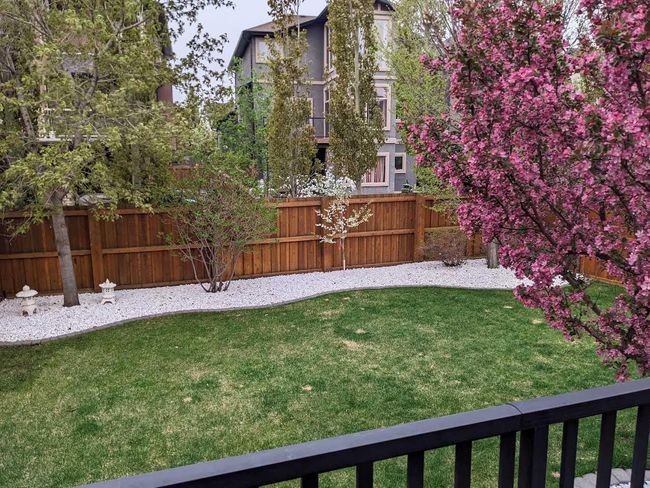 67 Tremblant Way Sw, Home with 3 bedrooms, 2 bathrooms and 2 parking in Calgary AB | Image 30