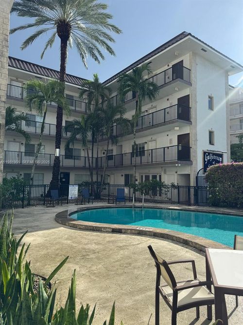apt-29-924 Se 2nd St, Fort Lauderdale, FL, 33301-3620 | Card Image
