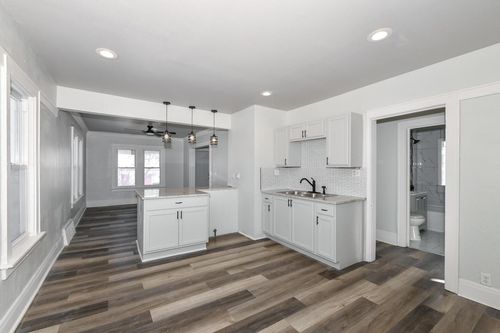 5327 W Wright Street, Milwaukee, WI, 53210 | Card Image
