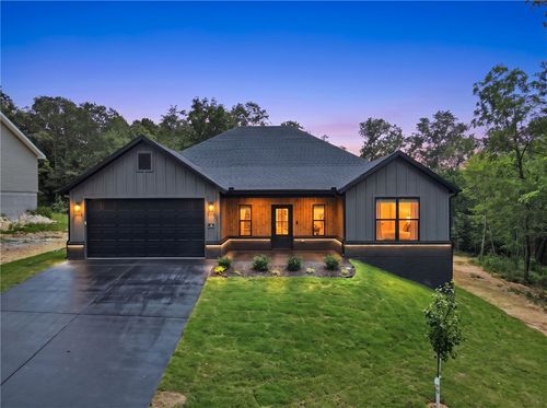 4 Mcgaugh Dr, Bella Vista, AR, 72715-4816 | Card Image