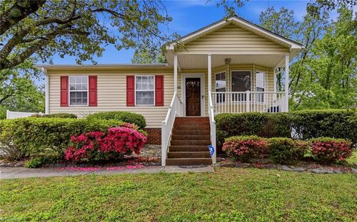 1640 Hill Ct, Winston-Salem, NC, 27107-2379 | Card Image