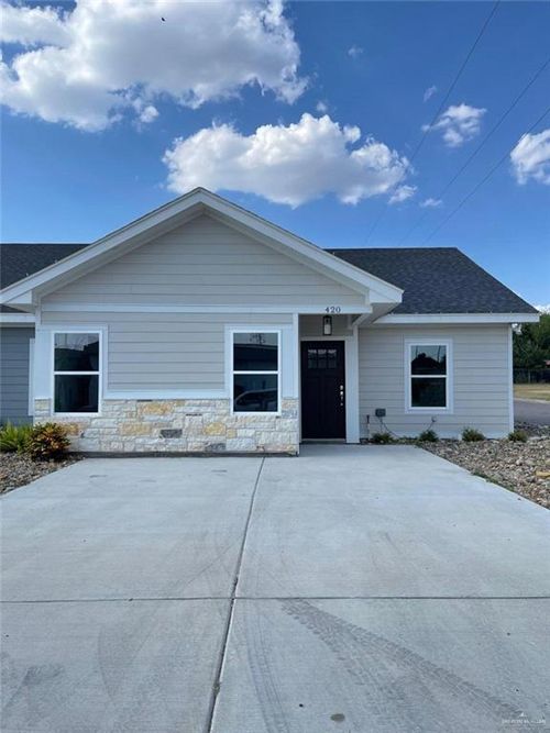 420 3 1/2 St, La Joya, TX, 78560 | Card Image