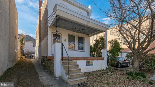 404 Leverington Ave, PHILADELPHIA, PA, 19128-3312 | Card Image