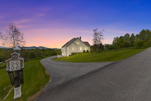 11 Millstone Blvd, Barre, VT, 05641-4480 | Card Image