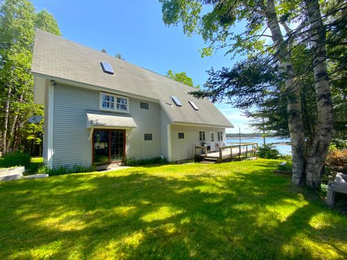 183 Lighthouse Point Rd, Prospect Harbor, ME, 04669-5027 | Card Image