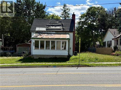 720 Main Street W, Listowel, ON, N4W1B1 | Card Image