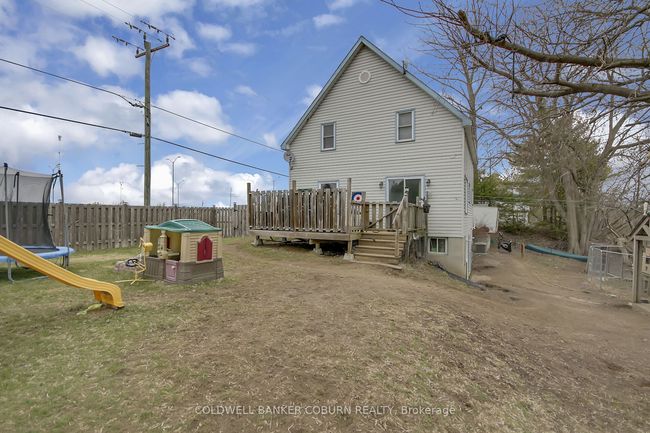 10658 Main St, House other with 4 bedrooms, 2 bathrooms and 3 parking in South Mountain ON | Image 36