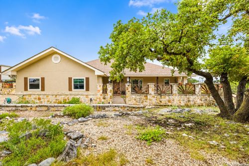 138 Ridge Rd W, Hunt, TX, 78024-1500 | Card Image
