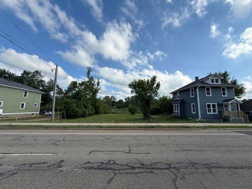 4309 W Michigan Ave, Kalamazoo, MI, 49006-5810 | Card Image
