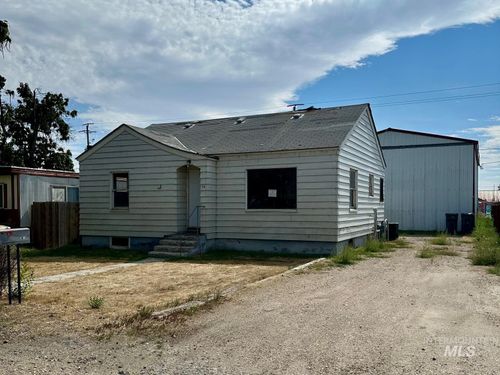 114 E Montana Ave, Homedale, ID, 83628-3255 | Card Image