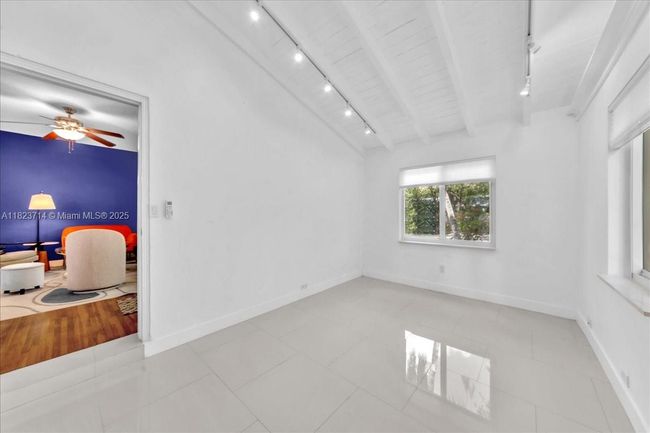 7341 Sw Sw 64 Court, House other with 3 bedrooms, 2 bathrooms and null parking in South Miami FL | Image 23