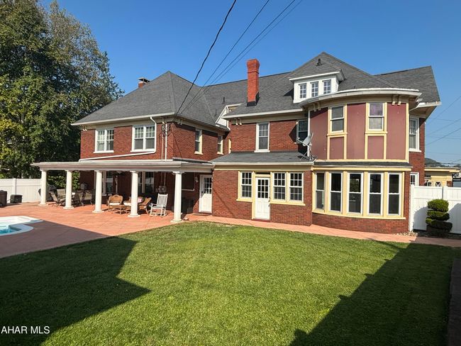 701 Spang St, House other with 8 bedrooms, 8 bathrooms and null parking in Roaring Spring PA | Image 6