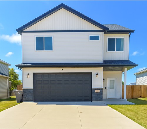 3024 33rd Ave S, Moorhead, MN, 56560-5300 | Card Image