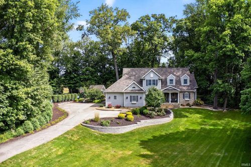 51774 Westwood Forest Ct, South Bend, IN, 46628-9239 | Card Image