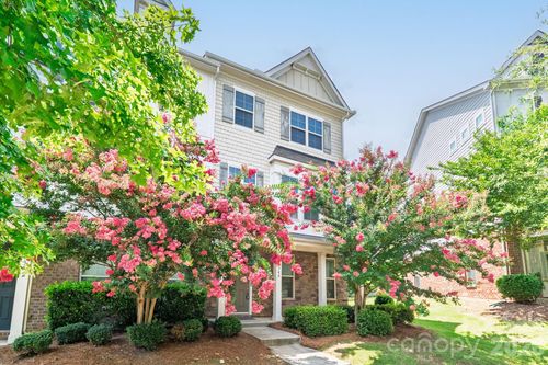 9348 Ainslie Downs St, Charlotte, NC, 28273-4967 | Card Image