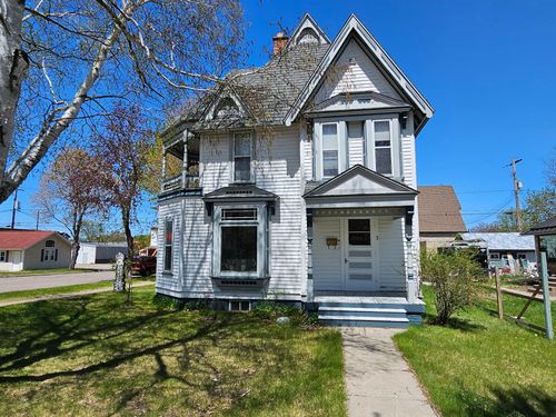 3 E Spirit Ave, Tomahawk, WI, 54487-1328 | Card Image