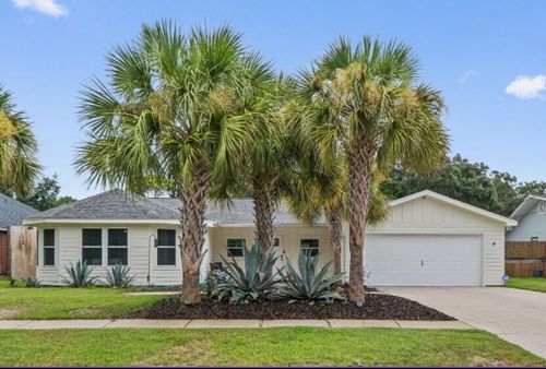 805 N Lakeside Dr, Destin, FL, 32541-2039 | Card Image