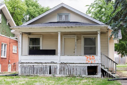 360 S Elm Ave, Kankakee, IL, 60901-4206 | Card Image