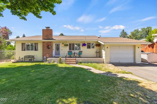 1140 Mcclellan Dr, Klamath Falls, OR, 97603-4138 | Card Image
