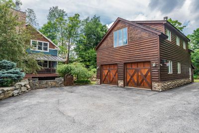 357 Kansas Road, House other with 4 bedrooms, 3 bathrooms and null parking in Sunderland VT | Image 2