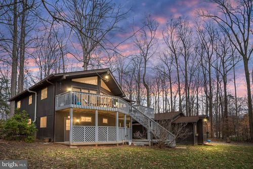 141 Becky Ct, BUMPASS, VA, 23024-4911 | Card Image