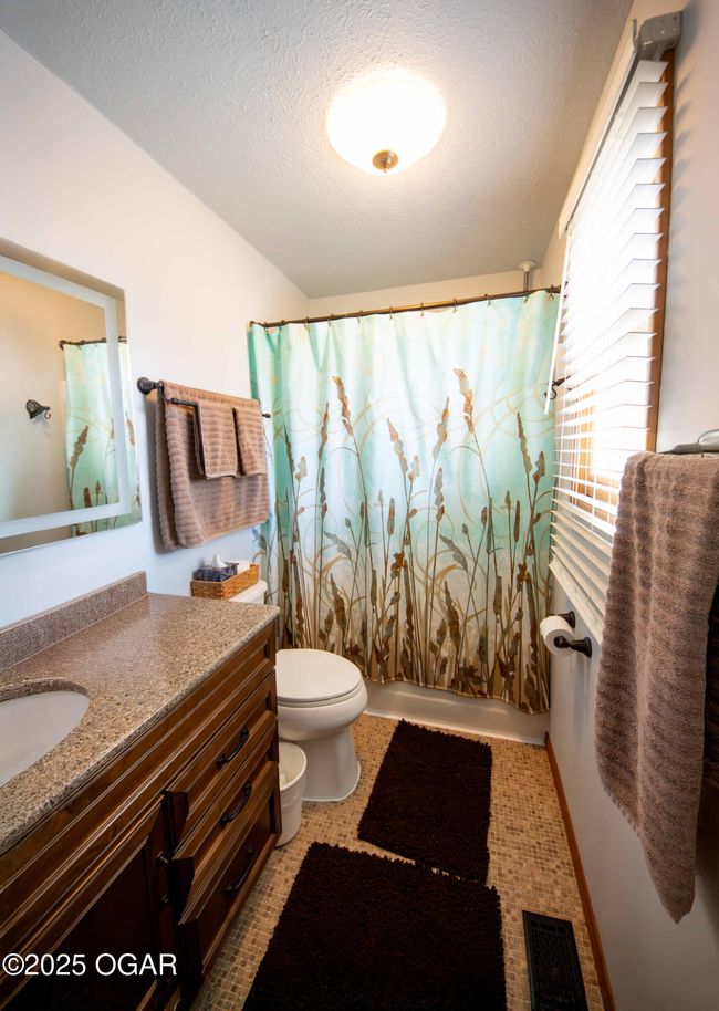 940 Hickory St, House other with 3 bedrooms, 2 bathrooms and null parking in Washburn MO | Image 20
