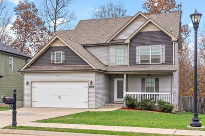 524 Medallion Cir, House other with 3 bedrooms, 2 bathrooms and 2 parking in Clarksville TN | Image 2