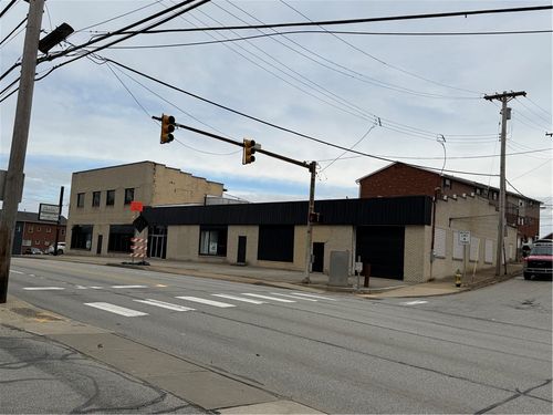537 Lincoln Hwy, East Mc Keesport, PA, 15035-1428 | Card Image