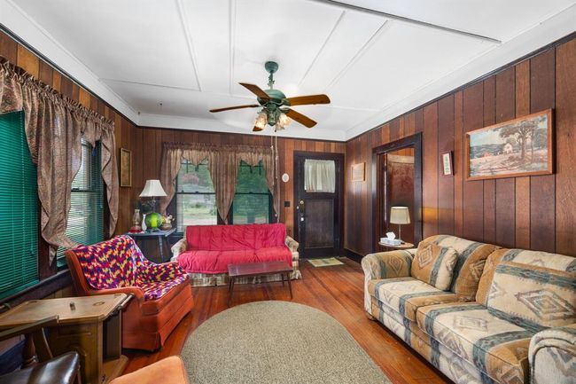 600 Brazos St, House other with 2 bedrooms, 1 bathrooms and 1 parking in Glidden TX | Image 6