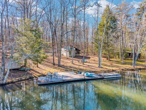 107 Burchette Dr, Crossville, TN, 38572-1234 | Card Image