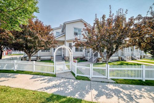 38 Country Village Landing Ne, Calgary, AB, T3K5K1 | Card Image