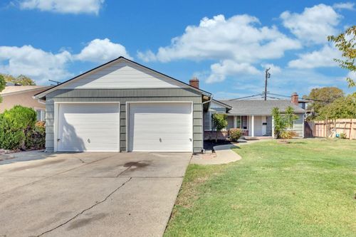 4617 A Parkway, Sacramento, CA, 95823 | Card Image