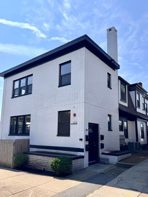 4-255 Waterman St, Providence, RI, 02906-5210 | Card Image