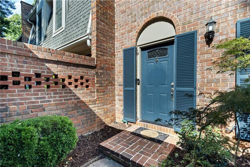 370 The Chace, Sandy Springs, GA, 30328-4247 | Card Image