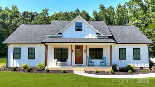 1964 Conservancy Rd, Kershaw, SC, 29067-7602 | Card Image