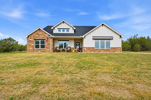 2080 Compass Way, Bluff Dale, TX, 76433-4651 | Card Image