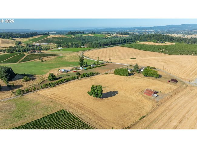 11795 Ne Finn Hill Loop, House other with 3 bedrooms, 2 bathrooms and 3 parking in Carlton OR | Image 8