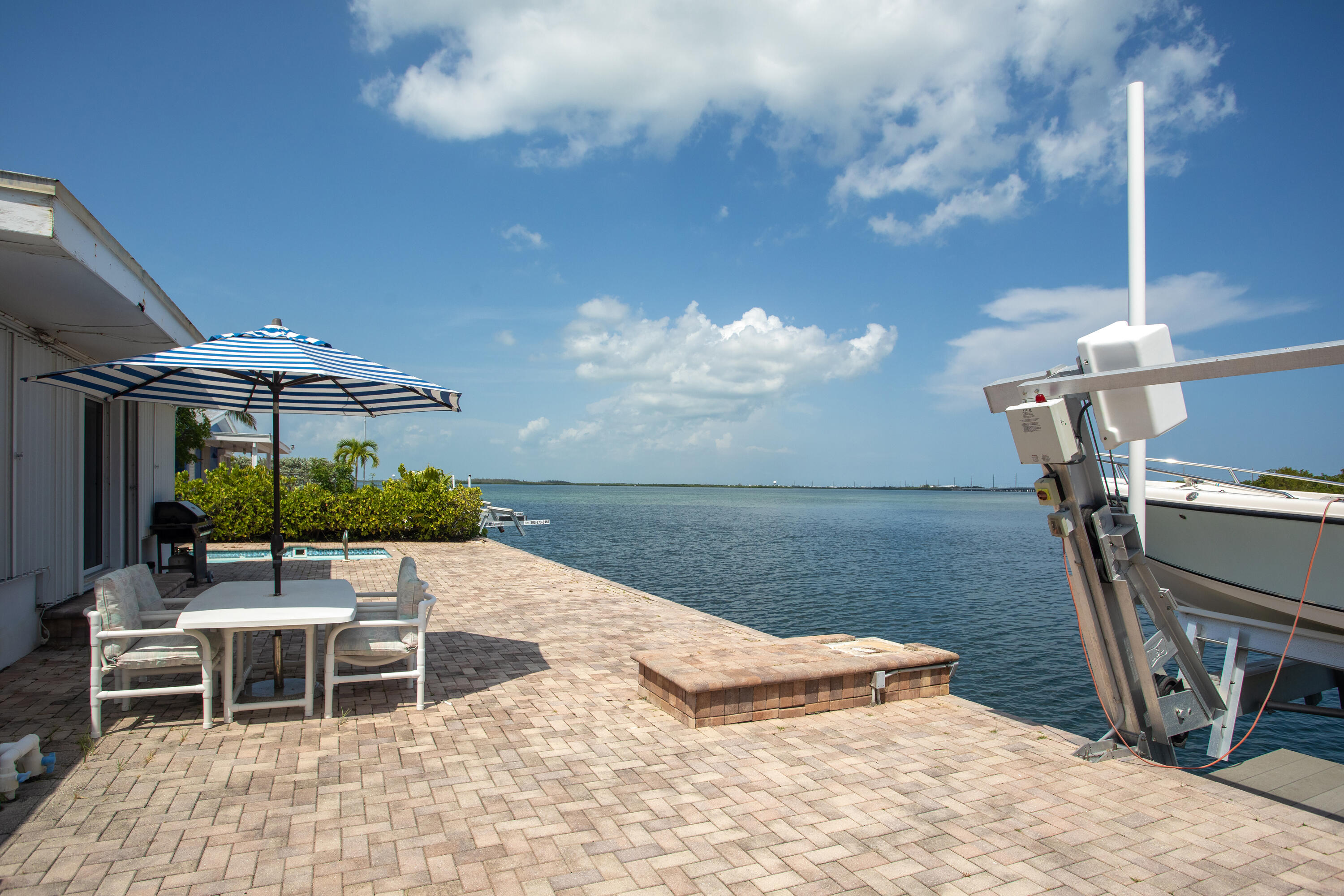 Allamanda Ave, Key West, FL 33040