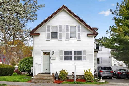 8 Essex St, Swampscott, MA, 01907-1711 | Card Image