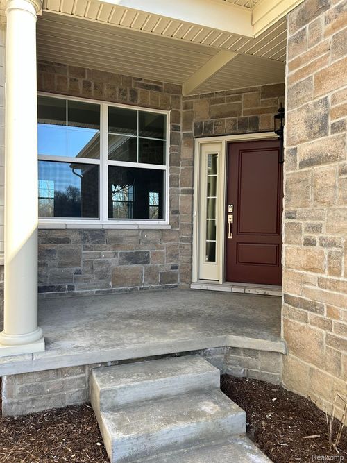 3360 Roseford Blvd, Ann Arbor, MI, 48105-2974 | Card Image