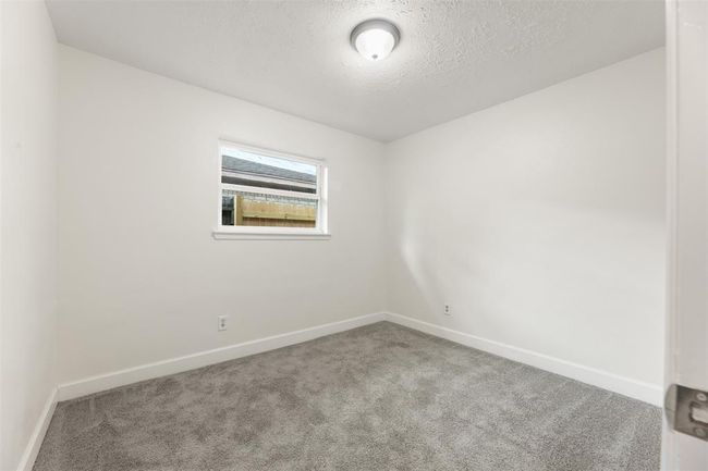 The perfect office space or guest room in one of the bedrooms. | Image 24