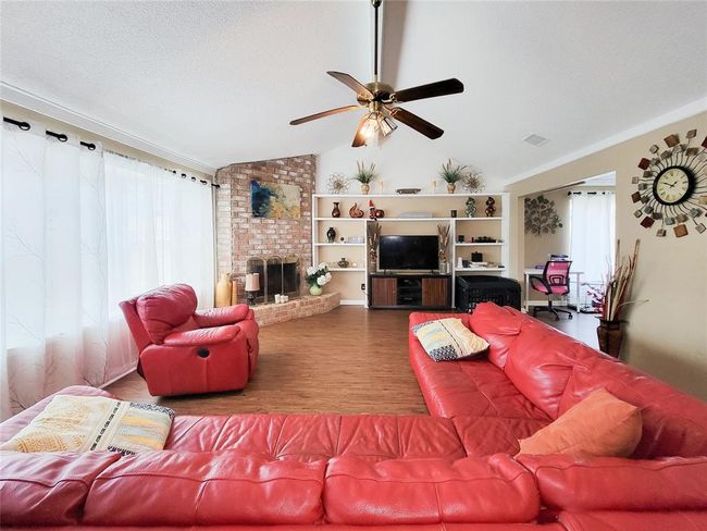 5414 Sweetwind Ln, House other with 3 bedrooms, 2 bathrooms and 2 parking in Spring TX | Image 26