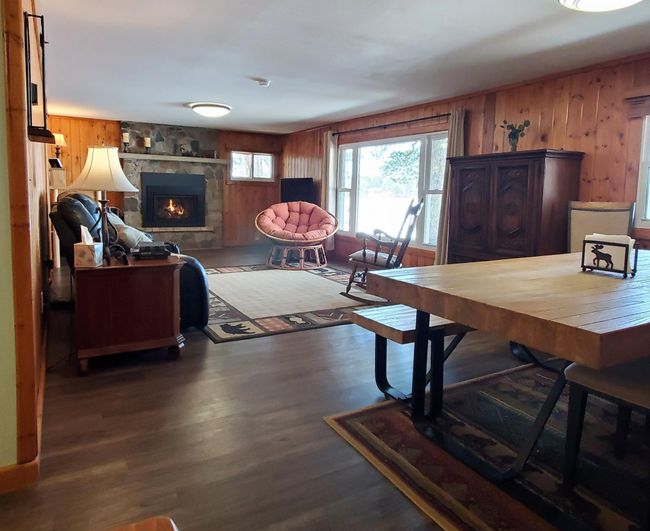Living Room & Dining Room | Image 8
