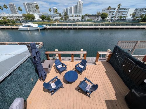 42-3789 Ne 167th St, North Miami Beach, FL, 33160-3540 | Card Image