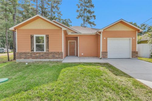 15704 Sycamore Dr, Montgomery, TX, 77356-2153 | Card Image