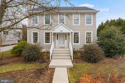241 Clay Hill Cir, COCKEYSVILLE, MD, 21030-1938 | Card Image